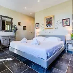 Rare ! 7p Cap D'antibes, A Pied Des Plages - Rare ! 7p Cap D'antibes, A Pied Des Plages Mae-1953 Villa *
