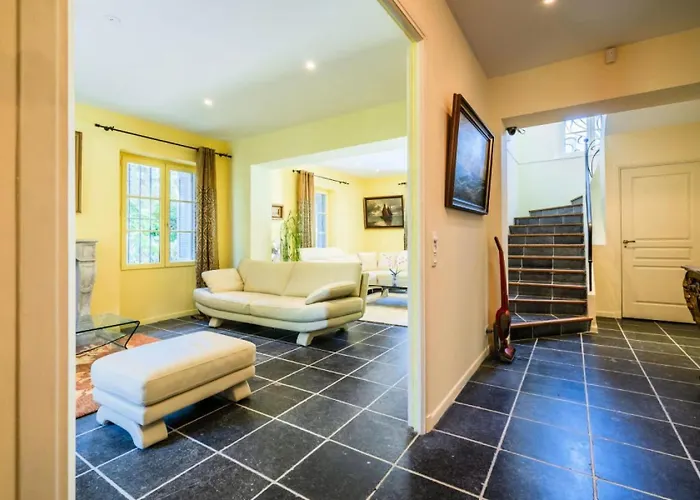 Villa Rare ! 7p Cap D'antibes, A Pied Des Plages - Rare ! 7p Cap D'antibes, A Pied Des Plages Mae-1953 Antibes