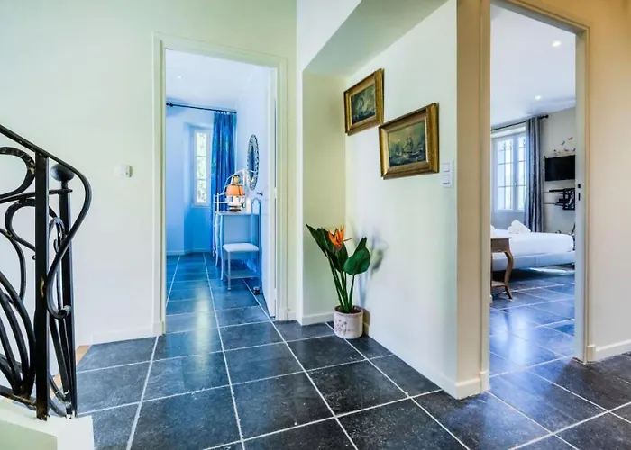 Rare ! 7p Cap D'antibes, A Pied Des Plages - Rare ! 7p Cap D'antibes, A Pied Des Plages Mae-1953 Villa Antibes