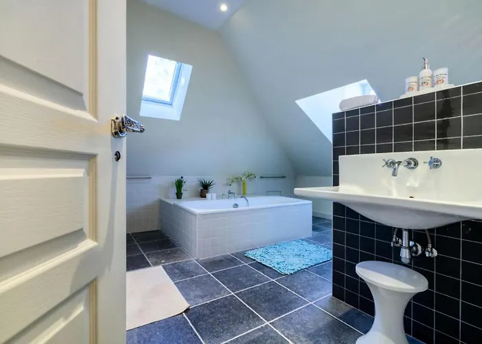 Villa Rare ! 7p Cap D'antibes, A Pied Des Plages - Rare ! 7p Cap D'antibes, A Pied Des Plages Mae-1953 Antibes