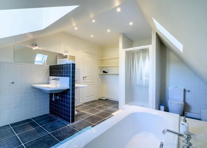 Villa Rare ! 7p Cap D'antibes, A Pied Des Plages - Rare ! 7p Cap D'antibes, A Pied Des Plages Mae-1953 Antibes